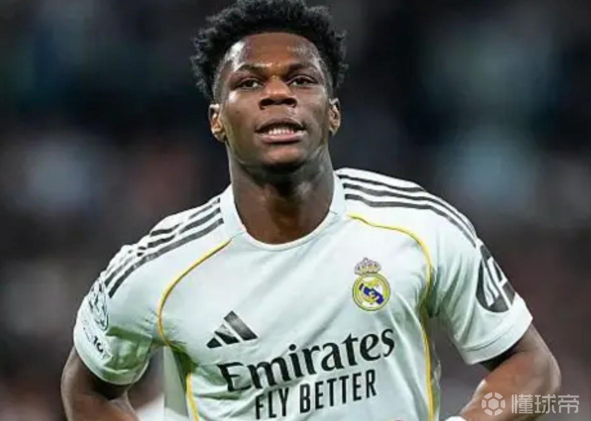 记者：曼联有意签楚阿梅尼，皇马对数额可观的报价持开放态度