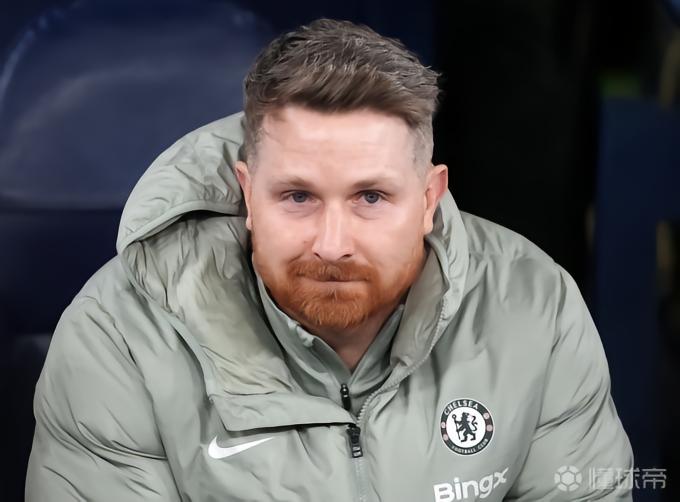 切尔西新任临时主帅麦克法兰本赛季带过2场比赛，蓝军1平1负