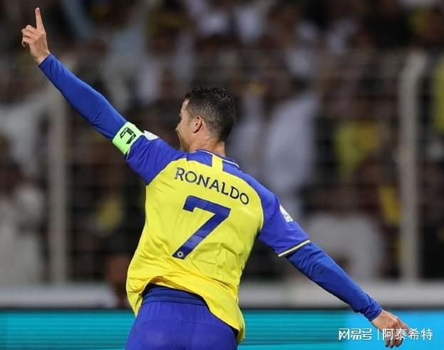 nba直播在线观看高清直播：常规赛快船vs尼克斯（1.8）尼克斯胜率68.5%占优